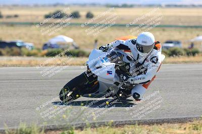 media/Oct-15-2023-TrackXperience (Sun) [[85198ff50b]]/Group 2/session 4 turn 3/